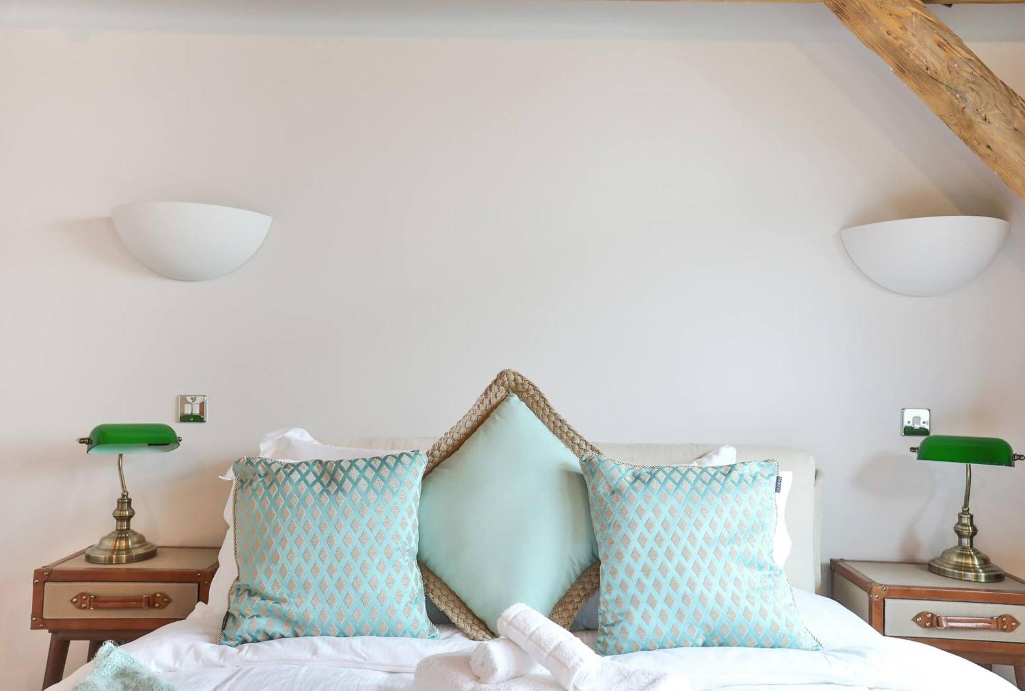 לונדון Wild Roses Serviced Apartments - Excel Warehouse 1 מראה חיצוני תמונה