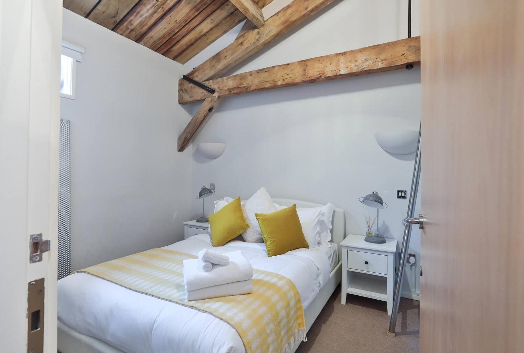 לונדון Wild Roses Serviced Apartments - Excel Warehouse 1 מראה חיצוני תמונה